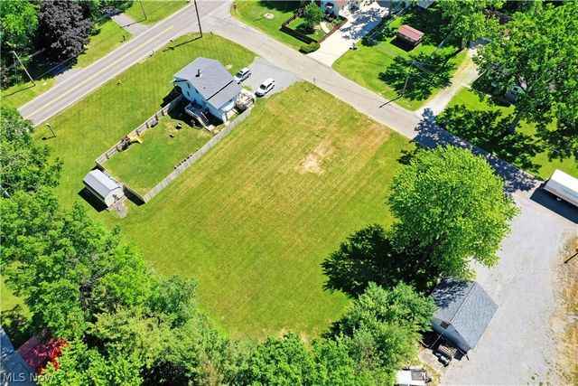 Myrtle Avenue NW, Warren, OH 44483