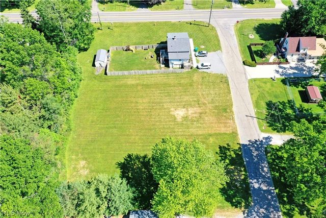 Myrtle Avenue NW, Warren, OH 44483