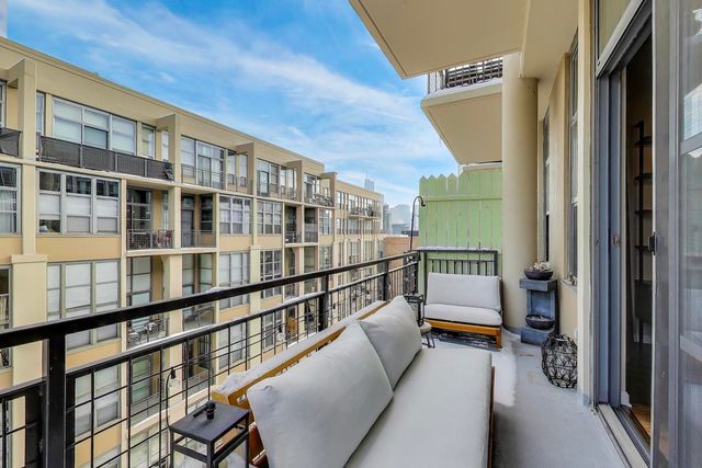 900 N KINGSBURY Street 1019, Chicago, IL 60610