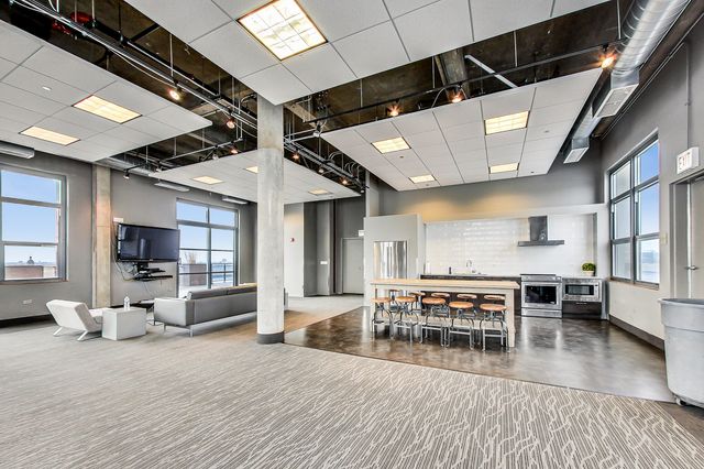 900 N KINGSBURY Street 1019, Chicago, IL 60610