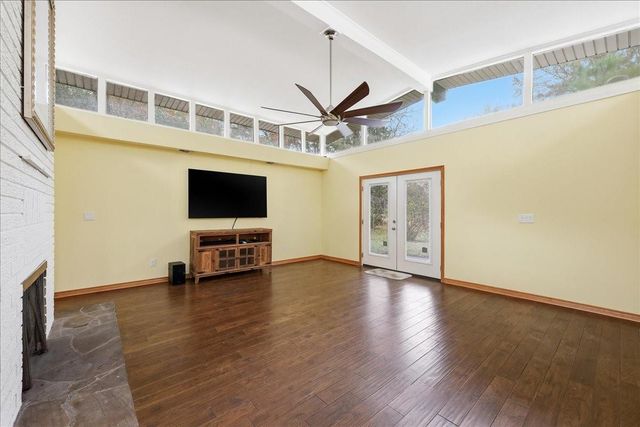 3042 Parish Cemetery Road, Orange, TX 77632