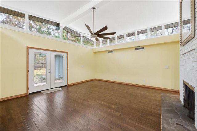 3042 Parish Cemetery Road, Orange, TX 77632