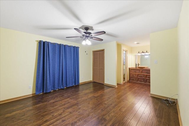 3042 Parish Cemetery Road, Orange, TX 77632