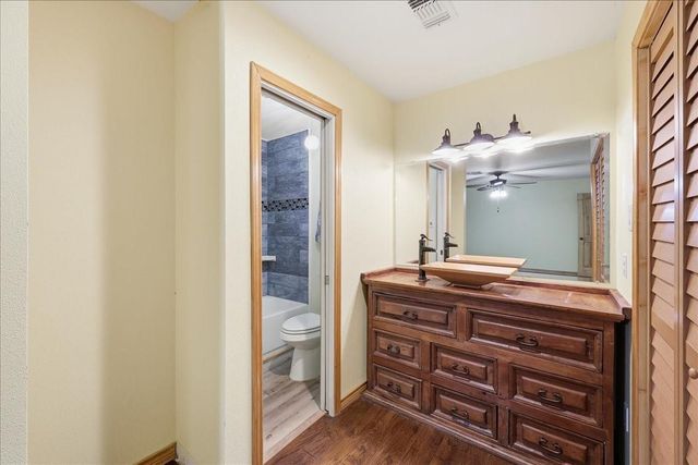 3042 Parish Cemetery Road, Orange, TX 77632