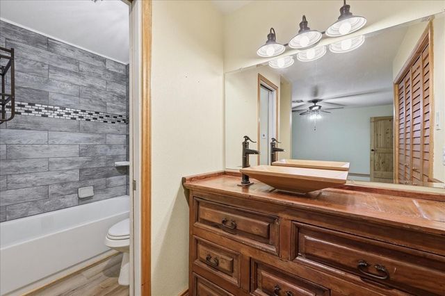 3042 Parish Cemetery Road, Orange, TX 77632