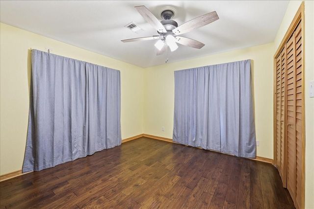 3042 Parish Cemetery Road, Orange, TX 77632