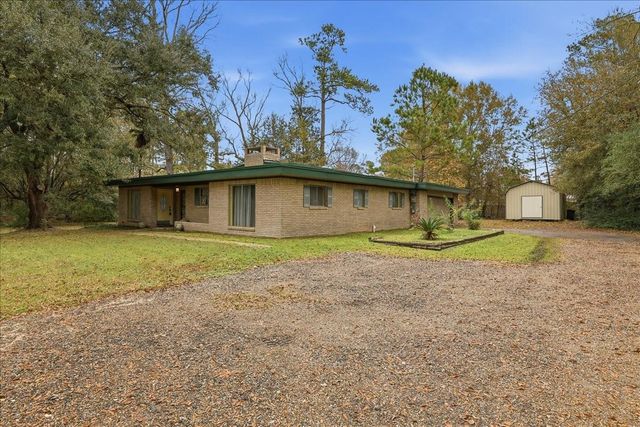 3042 Parish Cemetery Road, Orange, TX 77632