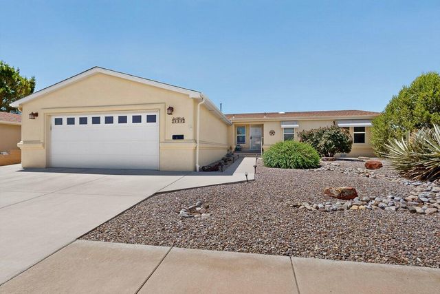 223 Sunrise Bluffs Drive, Belen, NM 87002