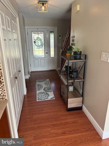855 S SPRING RD, Vineland, NJ 08361