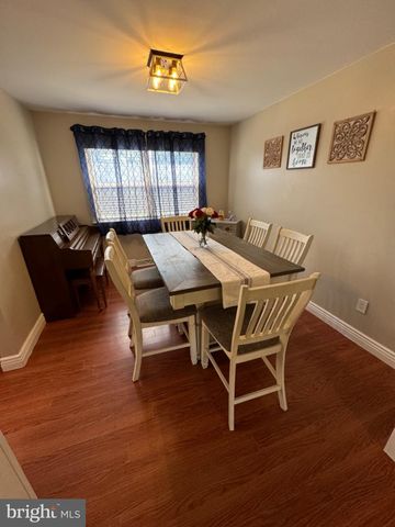 855 S SPRING RD, Vineland, NJ 08361