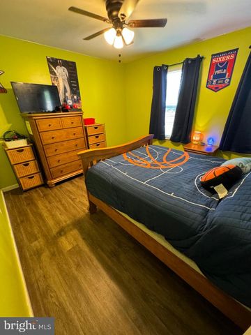 855 S SPRING RD, Vineland, NJ 08361