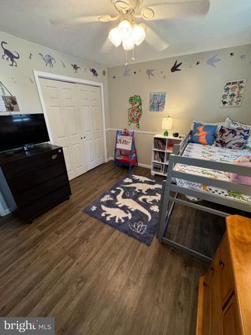 855 S SPRING RD, Vineland, NJ 08361