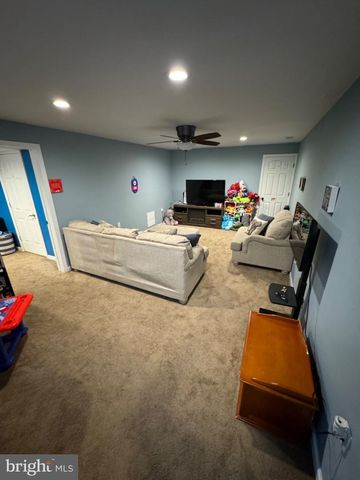 855 S SPRING RD, Vineland, NJ 08361