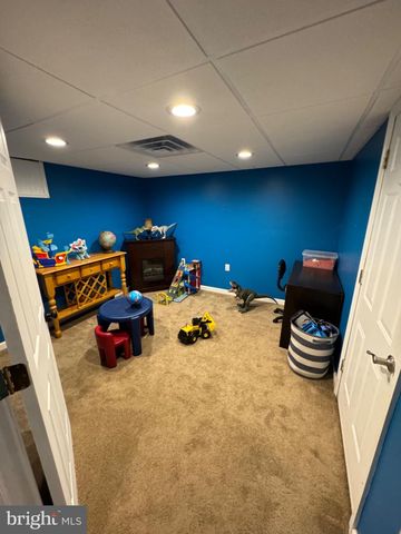 855 S SPRING RD, Vineland, NJ 08361