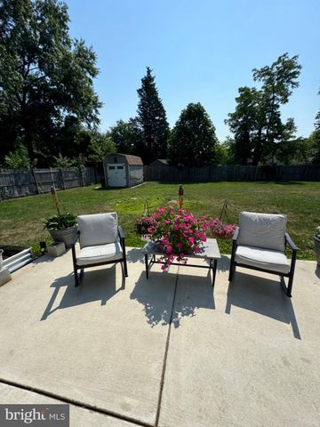 855 S SPRING RD, Vineland, NJ 08361