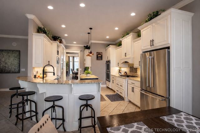 24206 N 3962 Road, Bartlesville, OK 74006