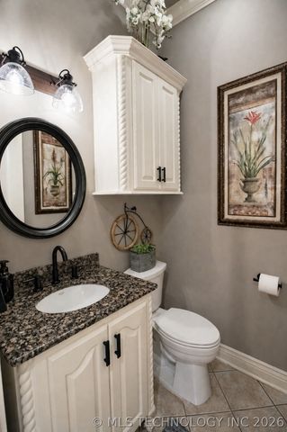 24206 N 3962 Road, Bartlesville, OK 74006