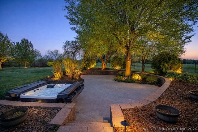 24206 N 3962 Road, Bartlesville, OK 74006