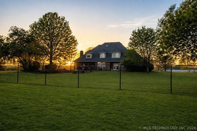 24206 N 3962 Road, Bartlesville, OK 74006