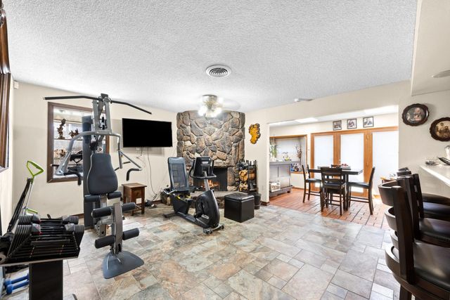 7324 Spicer Dr, Citrus Heights, CA 95621