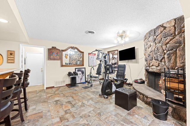 7324 Spicer Dr, Citrus Heights, CA 95621