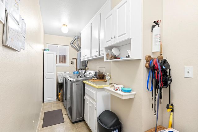 7324 Spicer Dr, Citrus Heights, CA 95621