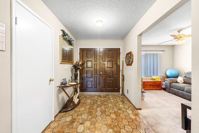 7324 Spicer Dr, Citrus Heights, CA 95621