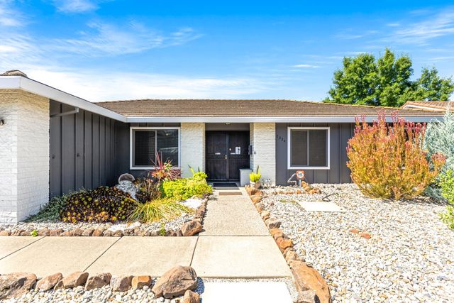 7324 Spicer Dr, Citrus Heights, CA 95621