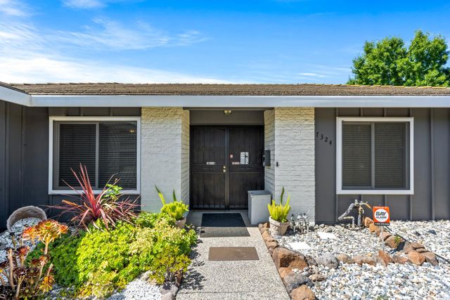 7324 Spicer Dr, Citrus Heights, CA 95621