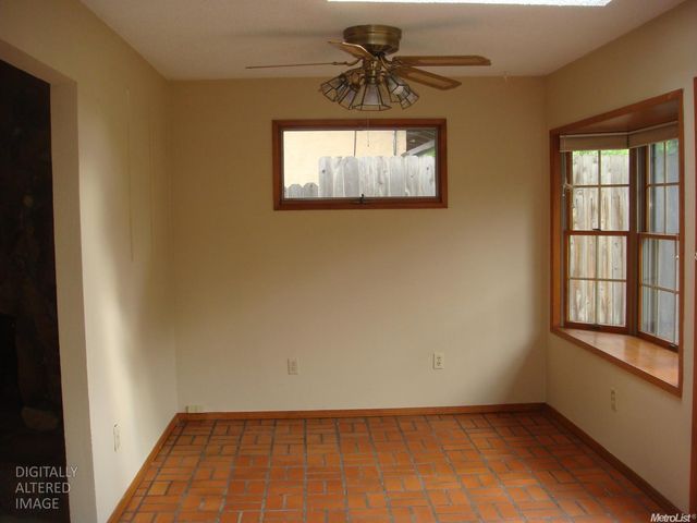 7324 Spicer Dr, Citrus Heights, CA 95621