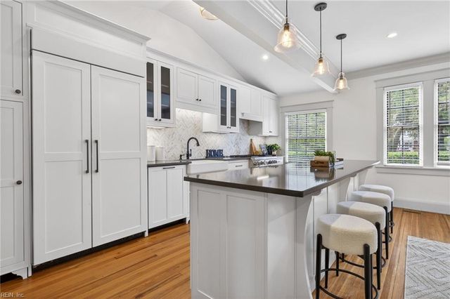 1043 Algonquin RD, Norfolk, VA 23505