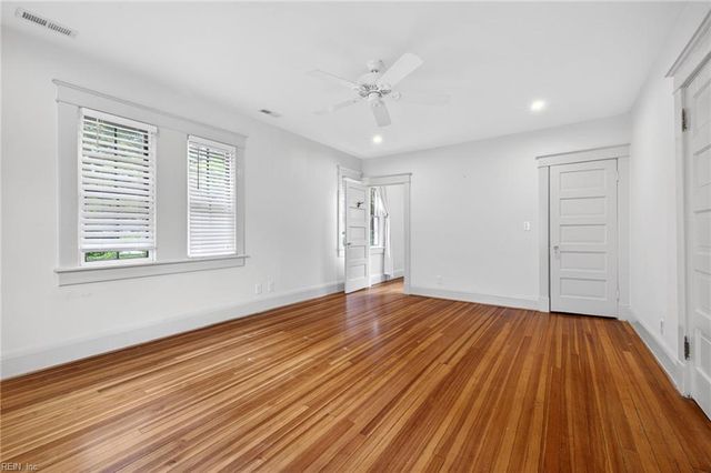1043 Algonquin RD, Norfolk, VA 23505