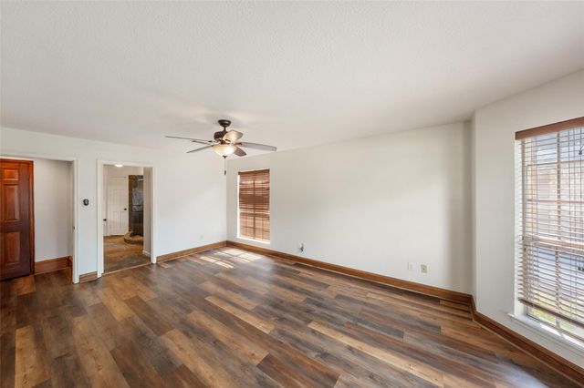 8802 Sedgemoor Drive, Tomball, TX 77375