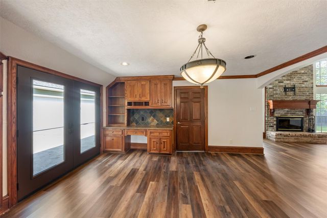 8802 Sedgemoor Drive, Tomball, TX 77375