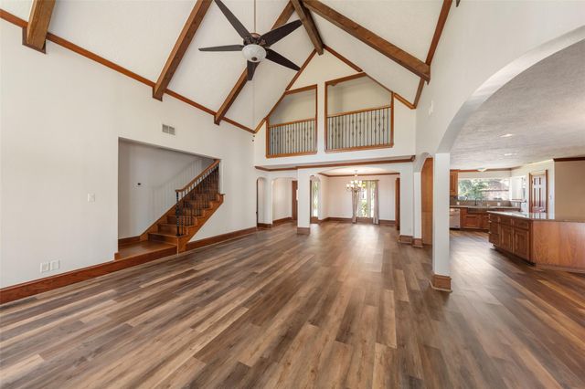 8802 Sedgemoor Drive, Tomball, TX 77375