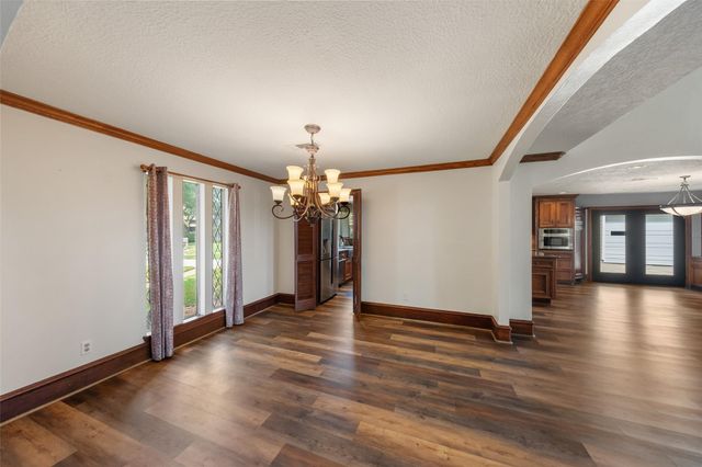 8802 Sedgemoor Drive, Tomball, TX 77375