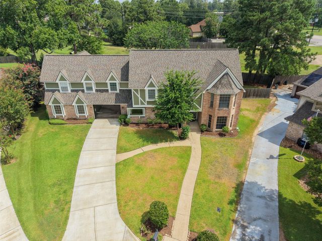 8802 Sedgemoor Drive, Tomball, TX 77375