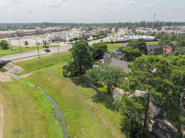 8802 Sedgemoor Drive, Tomball, TX 77375