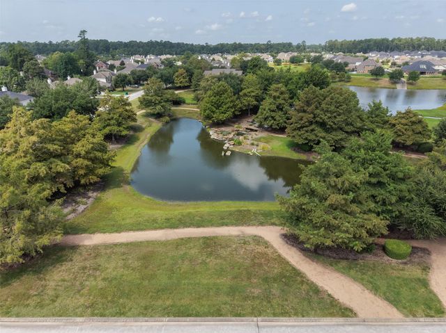 8802 Sedgemoor Drive, Tomball, TX 77375
