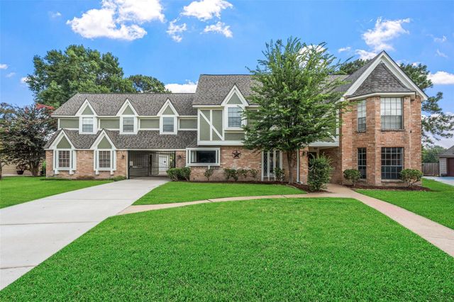 8802 Sedgemoor Drive, Tomball, TX 77375