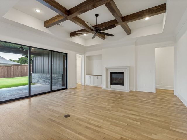 308 MEADOWLANDS Drive, Denton, TX 76210