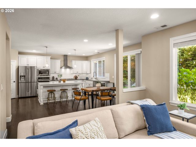 2510 SATTER St, West Linn, OR 97068