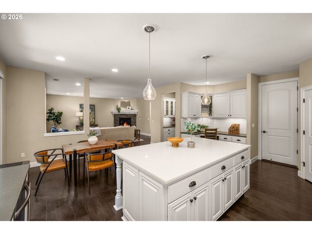 2510 SATTER St, West Linn, OR 97068