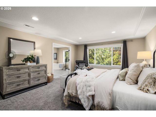 2510 SATTER St, West Linn, OR 97068