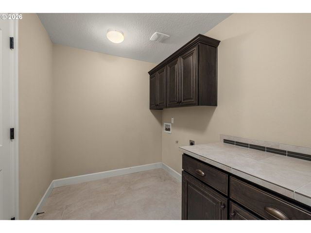 2510 SATTER St, West Linn, OR 97068
