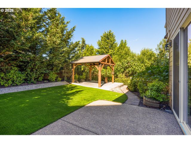 2510 SATTER St, West Linn, OR 97068