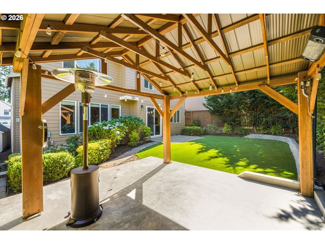 2510 SATTER St, West Linn, OR 97068