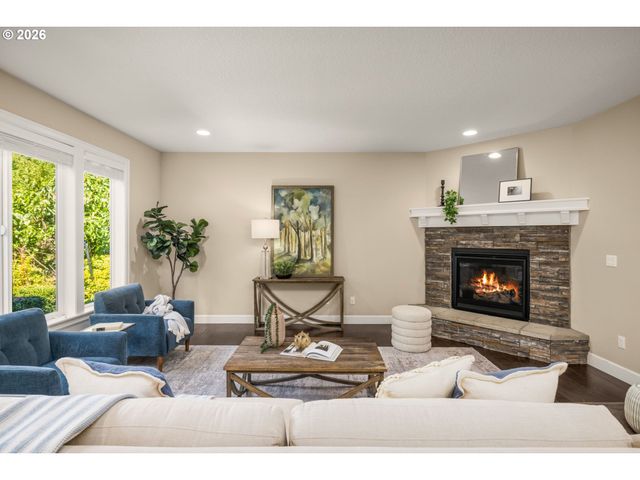 2510 SATTER St, West Linn, OR 97068