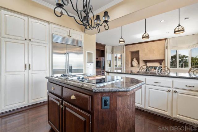 12394 Fairway Pointe Row, San Diego, CA 92128