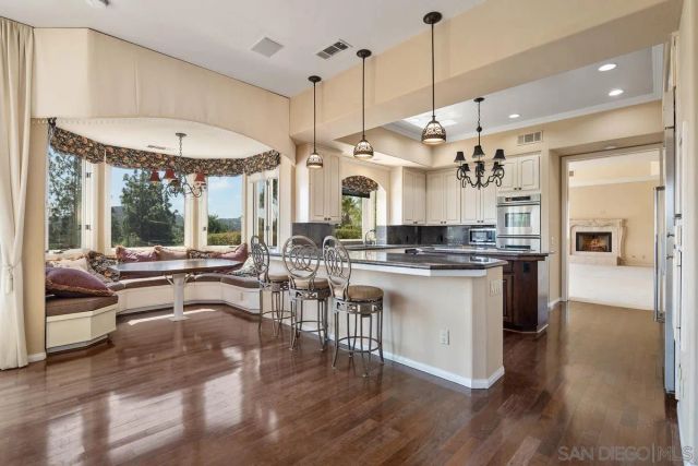 12394 Fairway Pointe Row, San Diego, CA 92128